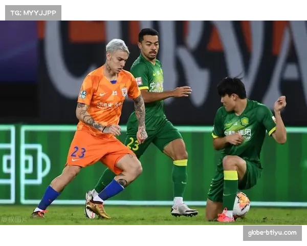 马略卡保级关键战中一次有利进攻原则适用引发讨论